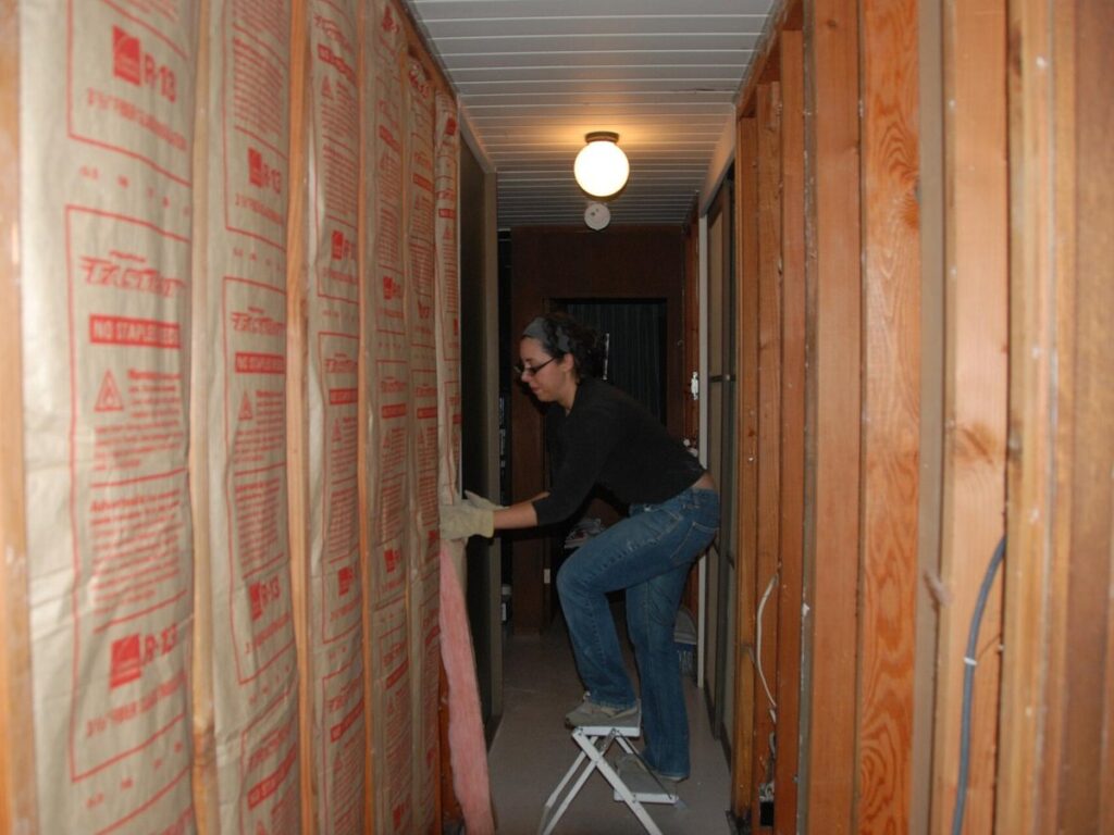 Insulation installation (853)
