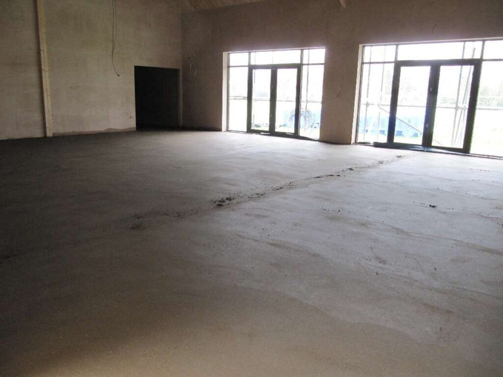 Screeded floor - geograph.org.uk - 3404800